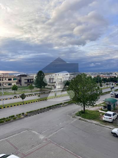 ڈی ایچ اے فیز 5 - سیکٹر سی ڈی ایچ اے ڈیفینس فیز 5,ڈی ایچ اے ڈیفینس,اسلام آباد میں 1 کنال رہائشی پلاٹ 3.7 کروڑ میں برائے فروخت۔