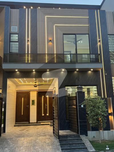 Beautiful house for sale in central park housing society lahore