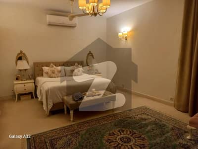 300 yds Upper Portion Most Spacious Upper Portion Fully Renovated Rent in DHA Phase 2 at Most Prime Location in Reasonable Demand