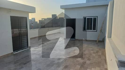 120 Sqyard good location house