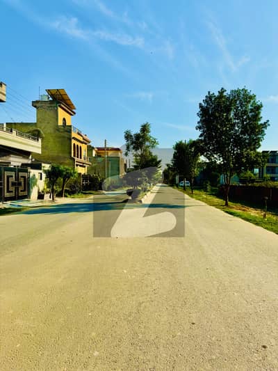 الرحمان گارڈن فیز 2 الرحمان گارڈن,لاہور میں 5 مرلہ رہائشی پلاٹ 82.5 لاکھ میں برائے فروخت۔ الرحمان گارڈن فیز 2 الرحمان گارڈن,لاہور میں 5 مرلہ رہائشی پلاٹ 82.5 لاکھ میں برائے فروخت۔
