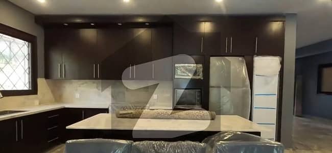 Exclusive 610 Sq. Yd. Corporate Stlye Bungalow for Rent