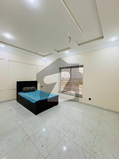 Dha MULTAN SECTOR V 8marla house available for sale