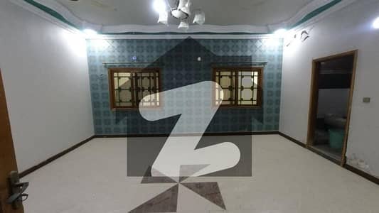 Prime Location 1050 Square Feet Flat In Garden East For rent At Good Location