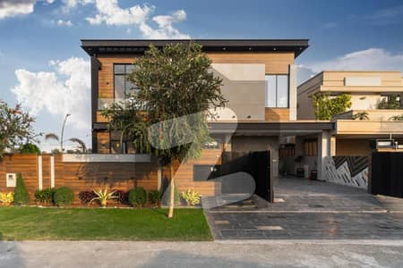 Sophisticated 1 Kanal Residence in Elite Community