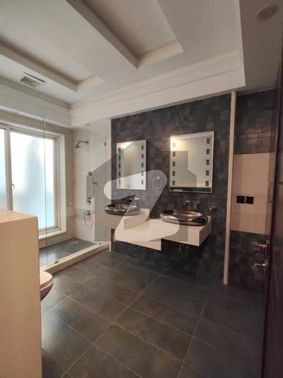 House For Sale Size 500 Sqyds Main E 11 Double Road