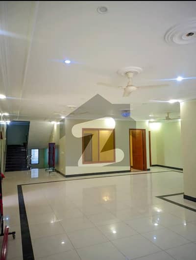 DHA PH 8 500YD BUNGALOW UPPER PORTION FOR RENT