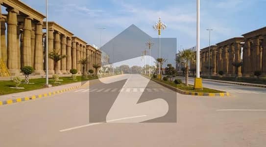 On Excellent Location Residential Plot For Grabs In 5 Marla Gujranwala