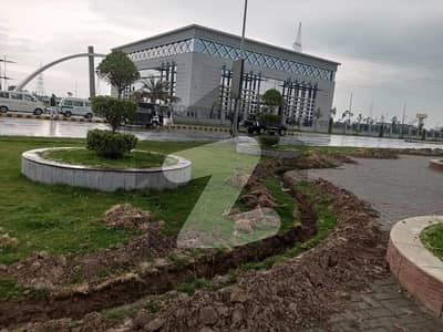 ڈی ایچ اے ڈیفینس گوجرانوالہ میں 5 مرلہ رہائشی پلاٹ 35.0 لاکھ میں برائے فروخت۔