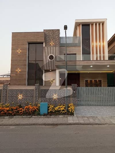 Elegant Designer House Avaliable Elegant Designer House Avaliable