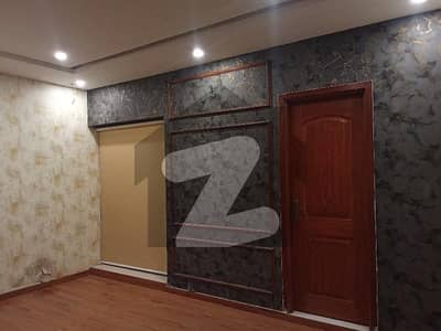 4 Marla Brand New Commercial Floor Available