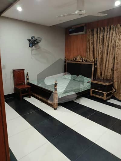 Luxury 10 Marla House for Sale in Main Cantt