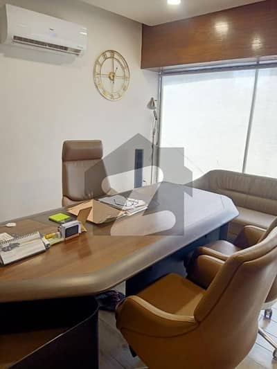 VIP LAVISH FURNISHED OFFICE FOR RENT WITH LIFT WITH EXECUTIVE CHAMBER WITH 20 INTO 25 PERSON EASY SETTING BUILDING TIME 9am INTO 8 PM. NO BROKER PLZ