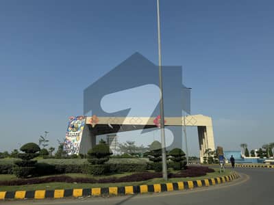 ڈی ایچ اے فیز9 پریزم - بلاک جی ڈی ایچ اے فیز9 پریزم,ڈی ایچ اے ڈیفینس,لاہور میں 1 کنال رہائشی پلاٹ 3.0 کروڑ میں برائے فروخت۔