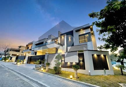 Corner one kanal house for sale