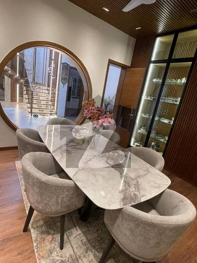 i-8/3 Brand New Penthouse front Open to kachnar Park for sale