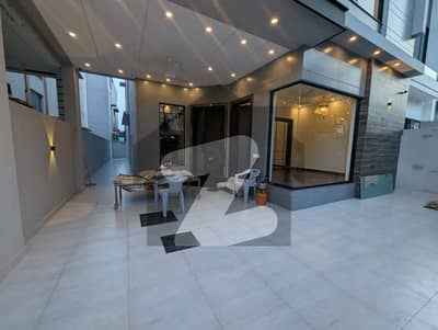10 Marla Brand House Prime Location For Sale