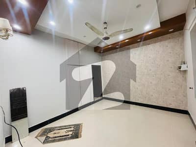 10 Marla Portion Available For Rent In Faisal Town