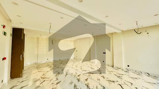 4 Marla Commercial Floor Available for Rent CCA DHA 9 Town