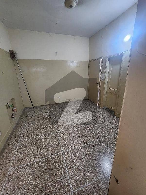 Upper Portion Available For Rent In G-10 Upper Portion Available For Rent In G-10