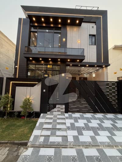 5 Marla Ultra Modern House For Sale In Central Park Lahore