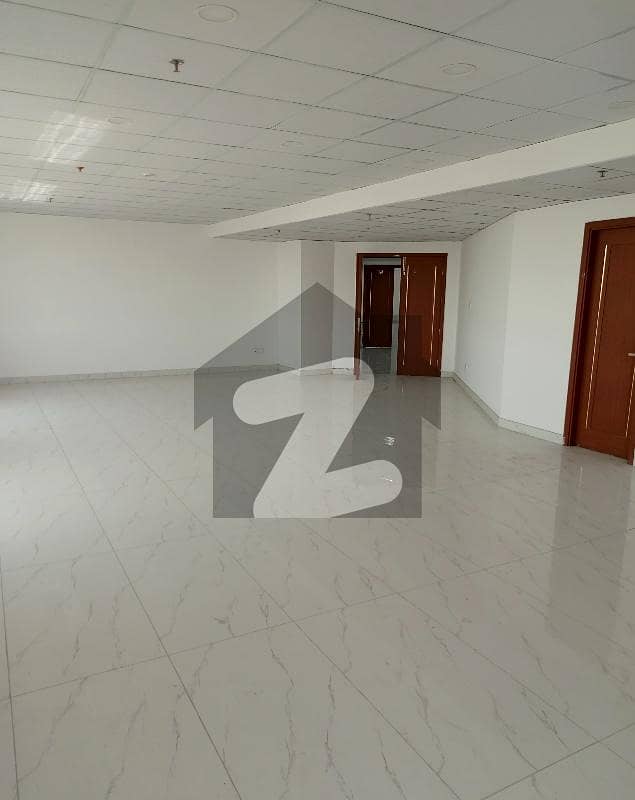 Gulberg 1250 sq ft office space is available on Rent Gulberg 1250 sq ft office space is available on Rent
