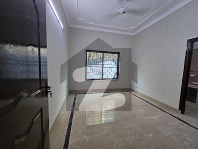 10 Marla House Available For Sale