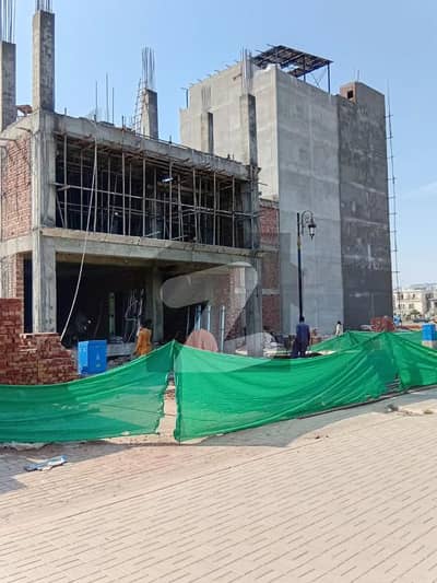 اتحاد ٹاؤن فیز ١ اتحاد ٹاؤن,رائیونڈ روڈ,لاہور میں 8 مرلہ کمرشل پلاٹ 5.6 کروڑ میں برائے فروخت۔ اتحاد ٹاؤن فیز ١ اتحاد ٹاؤن,رائیونڈ روڈ,لاہور میں 8 مرلہ کمرشل پلاٹ 5.6 کروڑ میں برائے فروخت۔