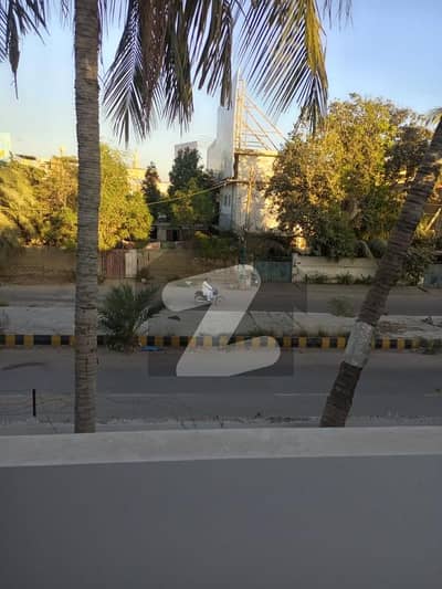 600 SQUARE YARDS PROPERTY AVAILABLE ON IDEAL LOCATION SMCHS BLOCK B