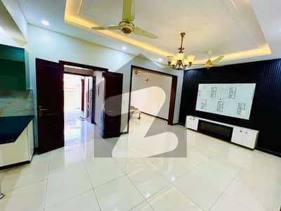 8 MARLA LUXURY BRAND NEW HOUSE FOR SALE F-17 ISLAMABAD ALL FACILITY AVAILABLE CDA PPROVED