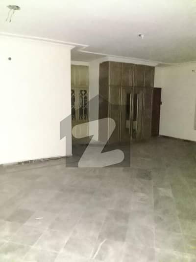 4 Beds 6 Baths House For Rent