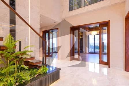 A 1 Kanal House Located In DHA Phase 4 - Block FF Is Available For sale