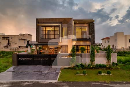 Prime Location 1 Kanal House Available For Sale In DHA Phase 8 W Block Lahore Prime Location 1 Kanal House Available For Sale In DHA Phase 8 W Block Lahore