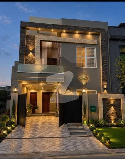 بحریہ نشیمن لاہور میں 3 کمروں کا 5 مرلہ مکان 1.52 کروڑ میں برائے فروخت۔