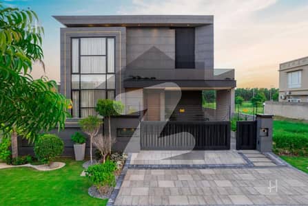 1 Kanal Ultra Modern Signature Lifestyle Home with Premium Finishing DHA Phase 7