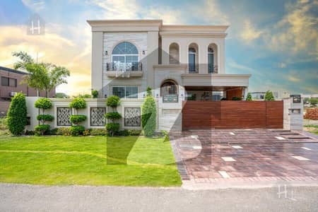 Classic Designed 1 Kanal House FOR SALE Near Park DHA Lahore Classic Designed 1 Kanal House FOR SALE Near Park DHA Lahore