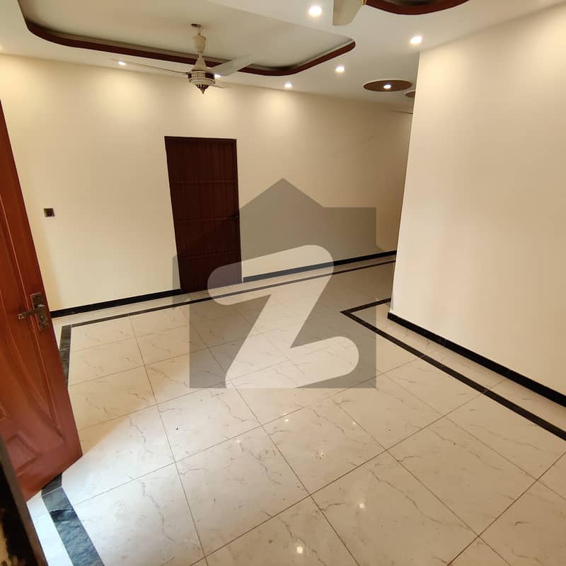 5 Marla House Available For Rent 5 Marla House Available For Rent