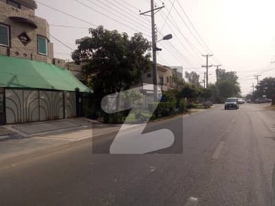 واپڈا ٹاؤن فیز 1 - بلاک جے3 واپڈا ٹاؤن فیز 1,واپڈا ٹاؤن,لاہور میں 10 مرلہ رہائشی پلاٹ 2.7 کروڑ میں برائے فروخت۔
