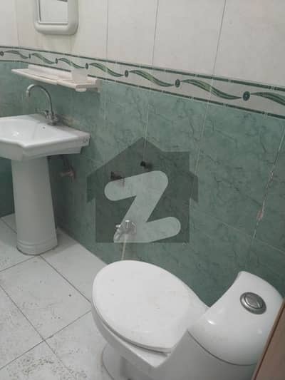 ای ۔ 11 اسلام آباد میں 3 کمروں کا 16 مرلہ بالائی پورشن 1.2 لاکھ میں کرایہ پر دستیاب ہے۔ ای ۔ 11 اسلام آباد میں 3 کمروں کا 16 مرلہ بالائی پورشن 1.2 لاکھ میں کرایہ پر دستیاب ہے۔
