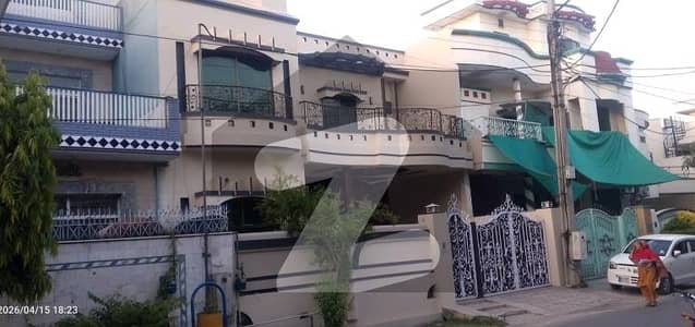 Ready To Buy A On Excellent Location Lower Portion 10 Marla In Wapda Town - Block C1