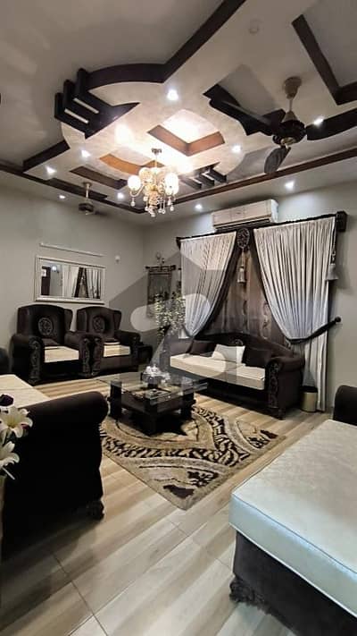 Double Storey House For Sale | 400 Sq Yd | 3 Bed DD Each Floor | Jauhar Block 3/A | West Open | Transfer | 8.50 Cr
