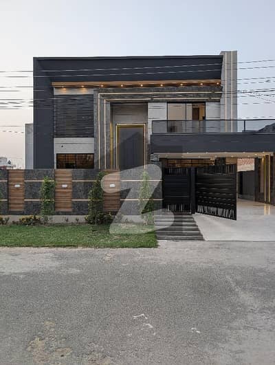 ویلینشیاء ہاؤسنگ سوسائٹی لاہور میں 6 کمروں کا 1 کنال مکان 6.5 کروڑ میں برائے فروخت۔