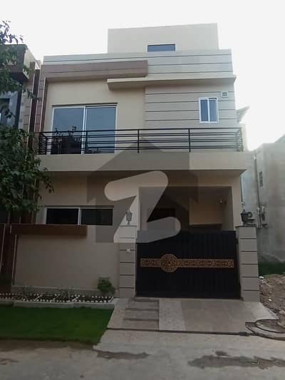 3 MARLA MODREN HOUSE 3 MARLA MODREN HOUSE
