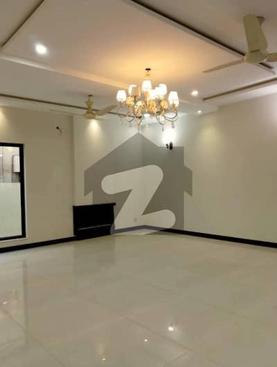 High-End 1-Kanal House For Rent in DHA Phase 3 Featuring 5 Bedrooms Attached Baths, Company Kitchens & Prime Location Accessibility