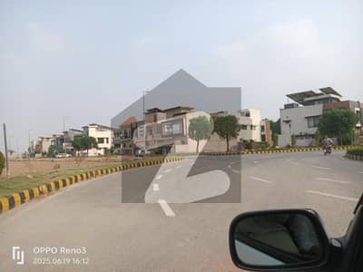 سٹی ہاؤسنگ سرگودھا روڈ - بلاک ڈی سٹی ہاؤسنگ سرگودھا روڈ,سٹی ہاؤسنگ,فیصل آباد میں 10 مرلہ رہائشی پلاٹ 98.0 لاکھ میں برائے فروخت۔ سٹی ہاؤسنگ سرگودھا روڈ - بلاک ڈی سٹی ہاؤسنگ سرگودھا روڈ,سٹی ہاؤسنگ,فیصل آباد میں 10 مرلہ رہائشی پلاٹ 98.0 لاکھ میں برائے فروخت۔