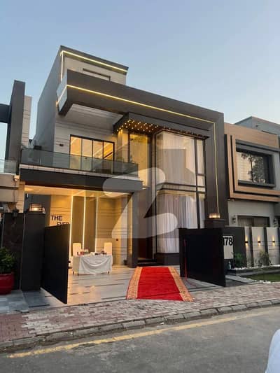 10 Marla Ultra Modern Brand New House in LDA Avenue 1 Lahore For Sale