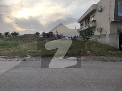1 Kanal South Face Level Plot For Sale IN Sector B DHA Phase 5 Islamabad: