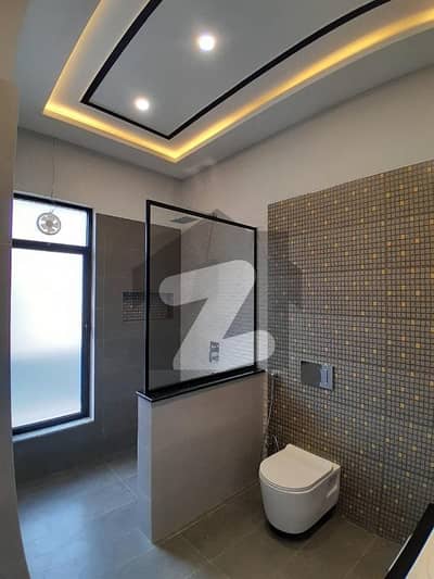 Triple Storey House 5 Marla 4 Bed 4 Bath 2 kitchens