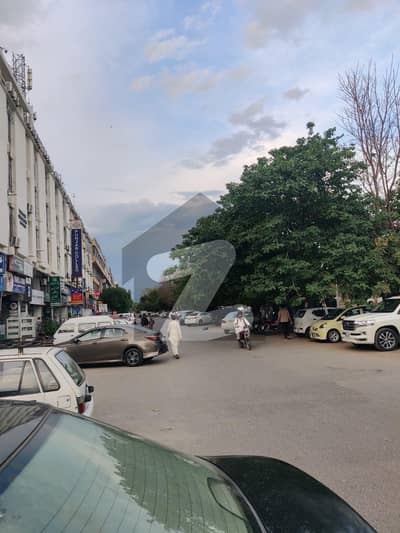 بلیو ایریا اسلام آباد میں 9 مرلہ Studio عمارت 26.0 کروڑ میں برائے فروخت۔