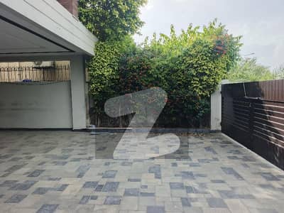10 MARLA SLIGHTLY USED HOUSE FOR RENT DHA PHASE 5 LAHORE 10 MARLA SLIGHTLY USED HOUSE FOR RENT DHA PHASE 5 LAHORE